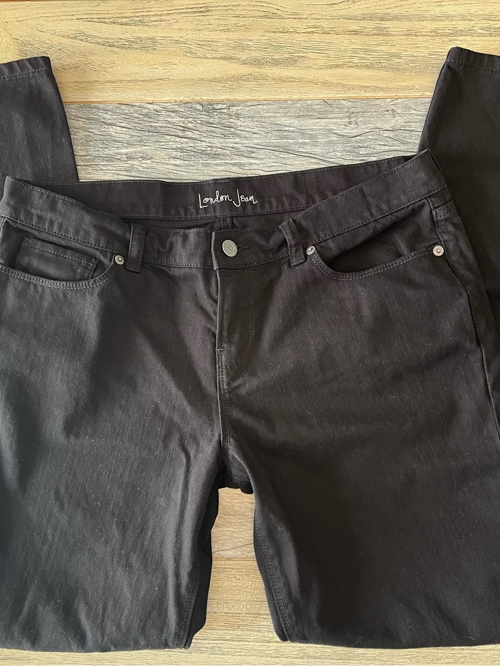 LONDONJEAN Women’s Skinny Jeans — Black